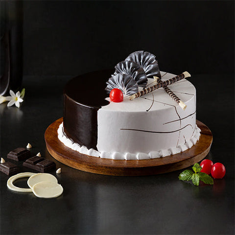 Choco Vanilla Cream Cake